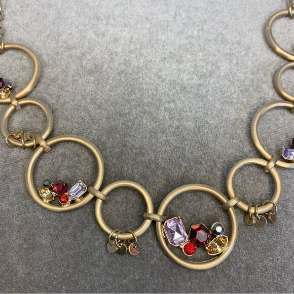 GOLDTONE Circle gem jewel embellished necklace - Picture 6 of 11